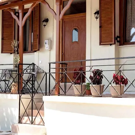 Aggelakis House